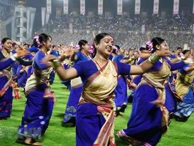 Kỷ lục Guinness với màn trình diễn vũ điệu Bihu truyền thống tại Ấn Độ