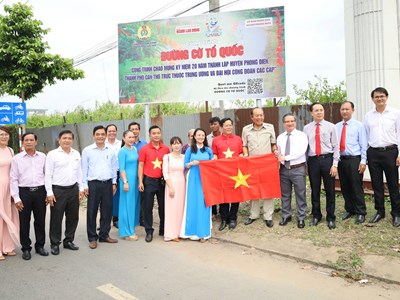 Khánh thành "Đường cờ Tổ quốc" tại Cần Thơ