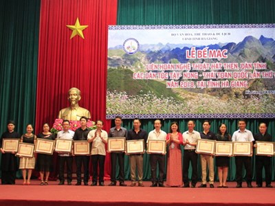 Bế mạc Liên hoan nghệ thuật hát Then, đàn Tính các dân tộc Tày – Nùng - Thái