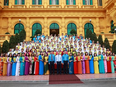 Tuyên dương 133 tập thể, cá nhân điển hình học tập và làm theo tư tưởng, đạo đức, phong cách Hồ Chí Minh