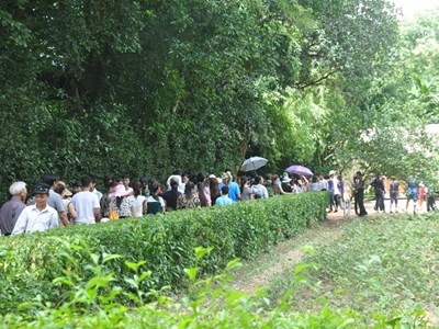 Tháng Năm về thăm Làng Sen quê Bác