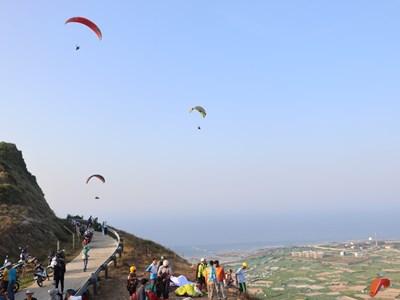 Khai mạc Giải Dù lượn hạ cánh chính xác Việt Nam mở rộng