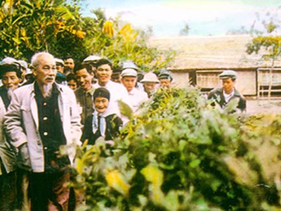 Dâng Người niềm tin son sắt