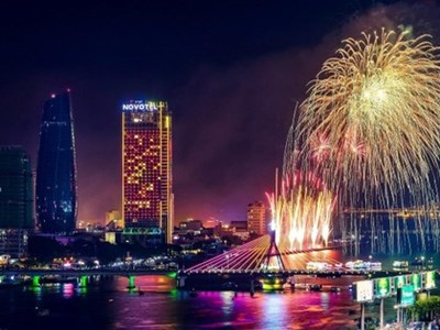 Tận hưởng tiệc pháo hoa DIFF 2023 và chuỗi lễ hội mùa hè rộn ràng