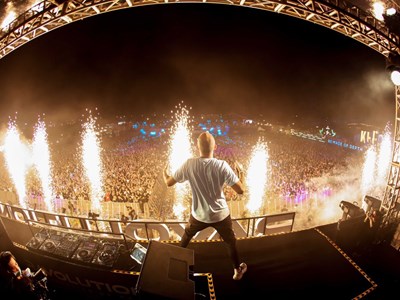 Cùng Bigo Live trải nghiệm lễ hội âm nhạc sống động Ravolution Hà Nội