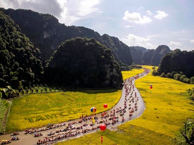 Đắm say sắc vàng Tam Cốc - Tràng An