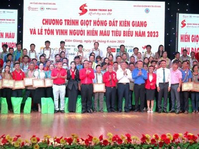 Kiên Giang tôn vinh 204 gương hiến máu tình nguyện tiêu biểu