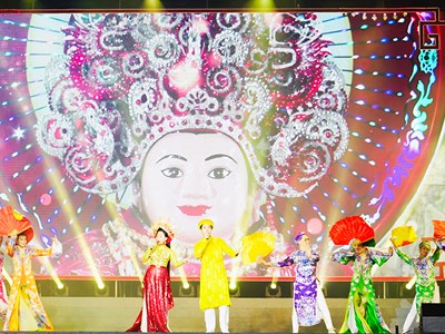 Khai mạc Lễ hội cấp quốc gia Vía Bà Chúa Xứ núi Sam năm 2023