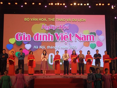 Ngày Gia đình Việt Nam 28.6: Gắn kết những yêu thương
