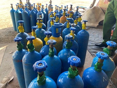 Thừa Thiên Huế: Phát hiện đường dây vận chuyển, mua bán trái phép khí cười