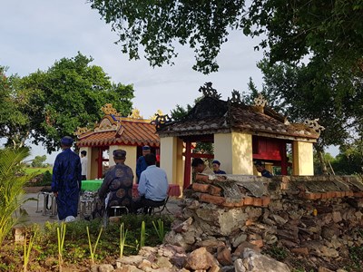 Miếu Đôi có phải là nơi thờ “hoa cái” của vua Quang Trung?