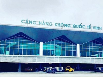Đường băng sân bay Vinh bị nứt, tạm dừng nhiều chuyến bay