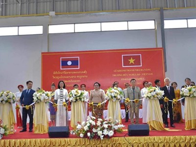 Khánh thành “Nhà thể thao đa năng” tại thành phố Kaysone Phomvihane