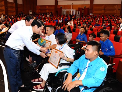 Tìm kiếm 50 gương thanh niên khuyết tật tiêu biểu