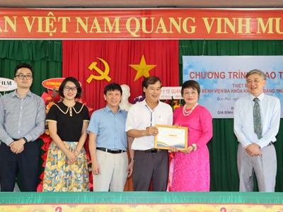 Bệnh viện Đặng Thùy Trâm tiếp nhận thiết bị y tế của cá nhân