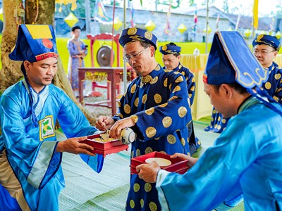 Trang nghiêm lễ tế Đàn Âm hồn, tưởng nhớ ngày Thất thủ kinh đô Huế 1885