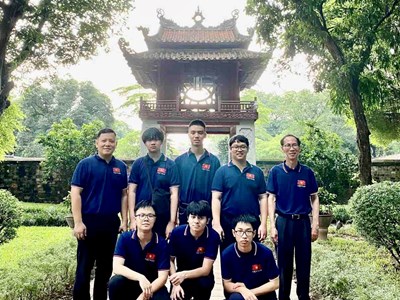 Việt Nam đoạt hai Huy chương Vàng Olympic Toán học quốc tế 2023