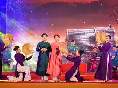 Gần 150 nghệ nhân, diễn viên, nhạc công biểu diễn tại Liên hoan Ca Huế năm 2023