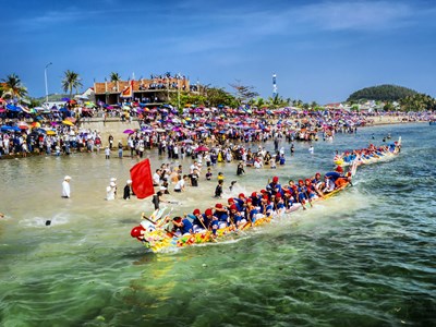 Lượng khách du lịch đến Quảng Ngãi tăng cao