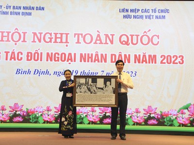Đổi mới, nâng cao hiệu quả hoạt động của hệ thống Liên hiệp các tổ chức hữu nghị Việt Nam