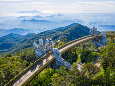 Hình ảnh Cầu Vàng tiếp tục xuất hiện trên báo quốc tế