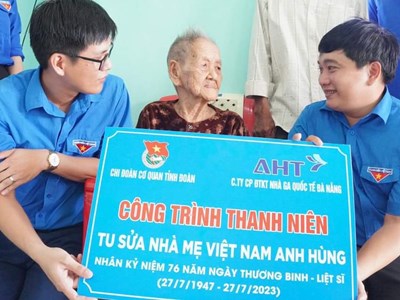 Tuổi trẻ Quảng Ngãi tri ân các Anh hùng liệt sĩ, gia đình có công với cách mạng