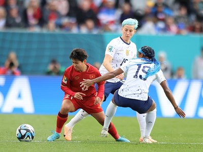 Tuyển nữ Việt Nam quyết tâm thi đấu vì màu cờ sắc áo