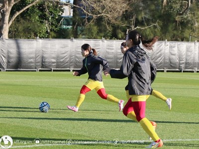 Tuyển nữ Việt Nam tiếp tục tập luyện chuẩn bị cho trận đấu với Hà Lan