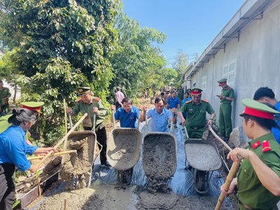 Tuổi trẻ Gia Lai hướng về thôn, làng DTTS