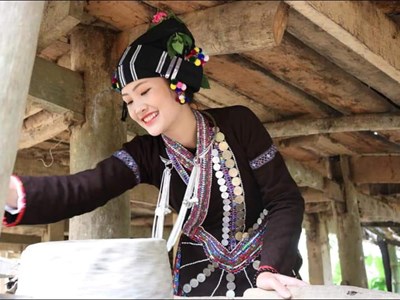 Bảo tồn giá trị trang phục truyền thống dân tộc Lự gắn với phát triển du lịch