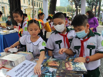 Trong 6 tháng đầu năm, doanh thu Đường Sách TP.HCM đạt hơn 32 tỉ đồng