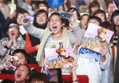 Thần tượng và viễn cảnh một thế giới buồn