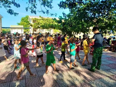 Bộ đội Biên phòng Quảng Ngãi dạy võ miễn phí cho học sinh