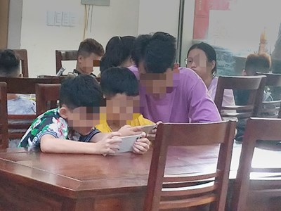 “Khủng hoảng” khi con nghiện game online (Bài cuối): Tình thương và trách nhiệm của cha mẹ