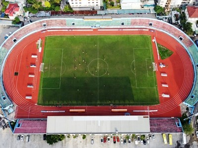 Cần sớm trả lại công năng cho Sân vận động 19 tháng 8 Nha Trang