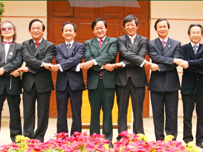 Phát huy vai trò của gia đình, dòng họ trong xây dựng xã hội học tập (Bài 1): “Vượt khó” nuôi con ăn học...