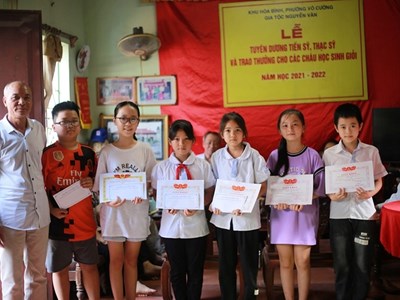 Phát huy vai trò của gia đình, dòng họ trong xây dựng xã hội học tập (Kỳ cuối): Khuyến học - khuyến tài