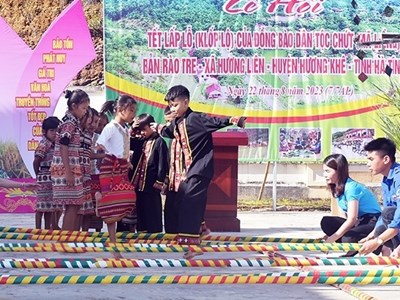 Vui Tết Lấp lỗ cùng bà con dân tộc Chứt