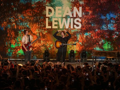 Ca sĩ hàng đầu Australia biểu diễn tại Việt Nam