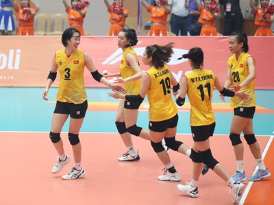 Đội tuyển bóng chuyền Việt Nam thống trị giải bóng chuyền nữ VTV Cup