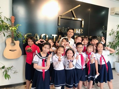 Người thầy “truyền lửa” cho âm nhạc