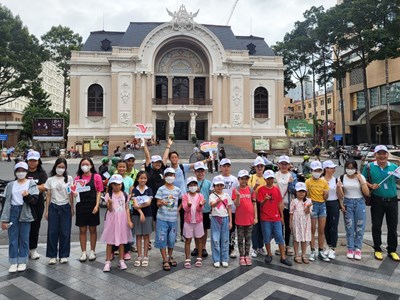 Thiếu nhi tham quan hệ thống di tích Biệt động Sài Gòn