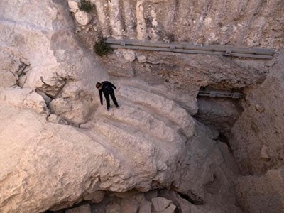 Phát hiện mạng đường ống bằng đá đẽo gần 3.000 năm tuổi ở Israel