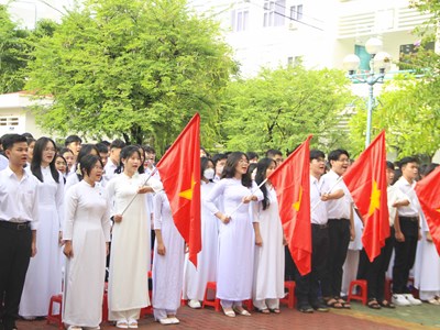 Bình Định: Hơn 330.000 học sinh bước vào năm học mới