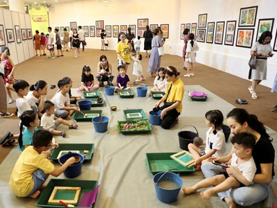 Bảo vệ quyền trẻ em trước nguy cơ bị bạo lực, xâm hại (Bài 3): “Học làm cha mẹ” để bảo vệ con