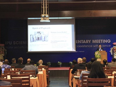 An ninh và mất an ninh nguồn nước: Tái thiết sự chung sống hòa bình với khoa học