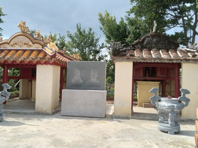 Cần chứng cứ "mối liên quan" giữa vua Quang Trung và Miếu Đôi