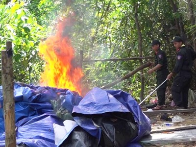 Quảng Nam: Truy quét “vàng tặc” để thực hiện việc đóng cửa mỏ vàng Bồng Miêu