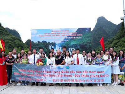 Vận hành thí điểm qua lại khu cảnh quan thác Bản Giốc (Việt Nam) - Đức Thiên (Trung Quốc)