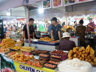 Khánh Hòa: Phát triển chợ đêm thu hút khách du lịch